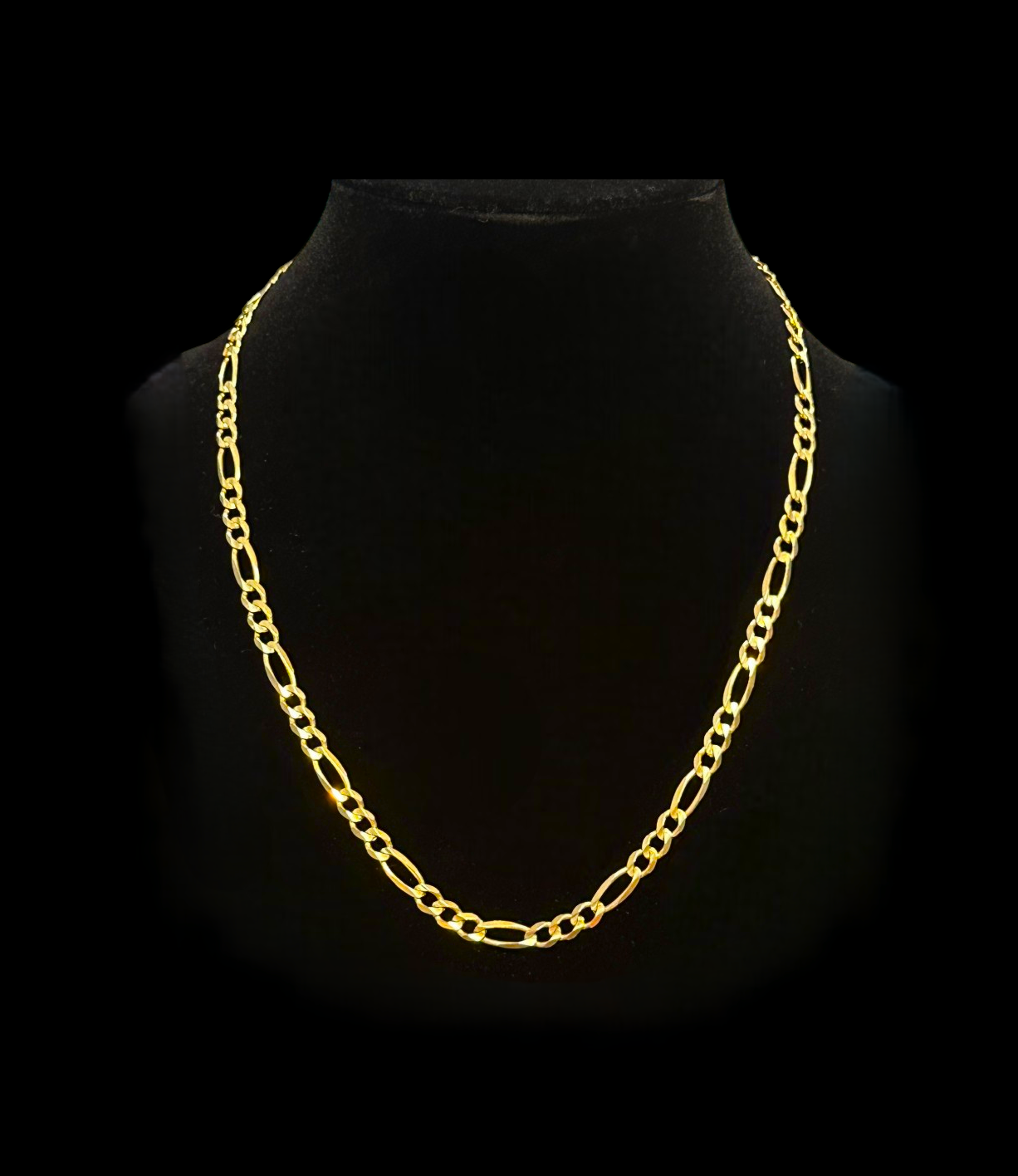 Vintage 14K yellow gold diamond cut Figaro link chain necklace